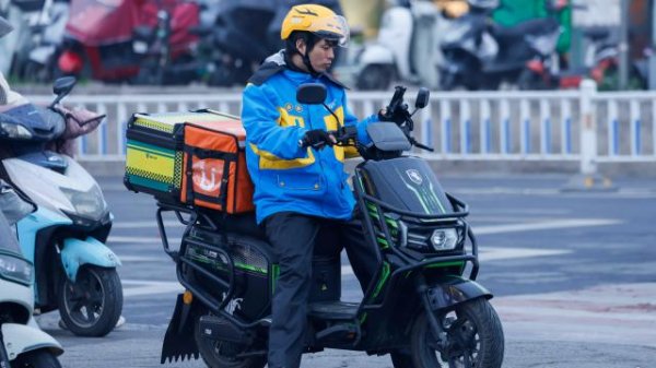 宏盛证券 日均外卖2.5亿单，MAD都赢麻了